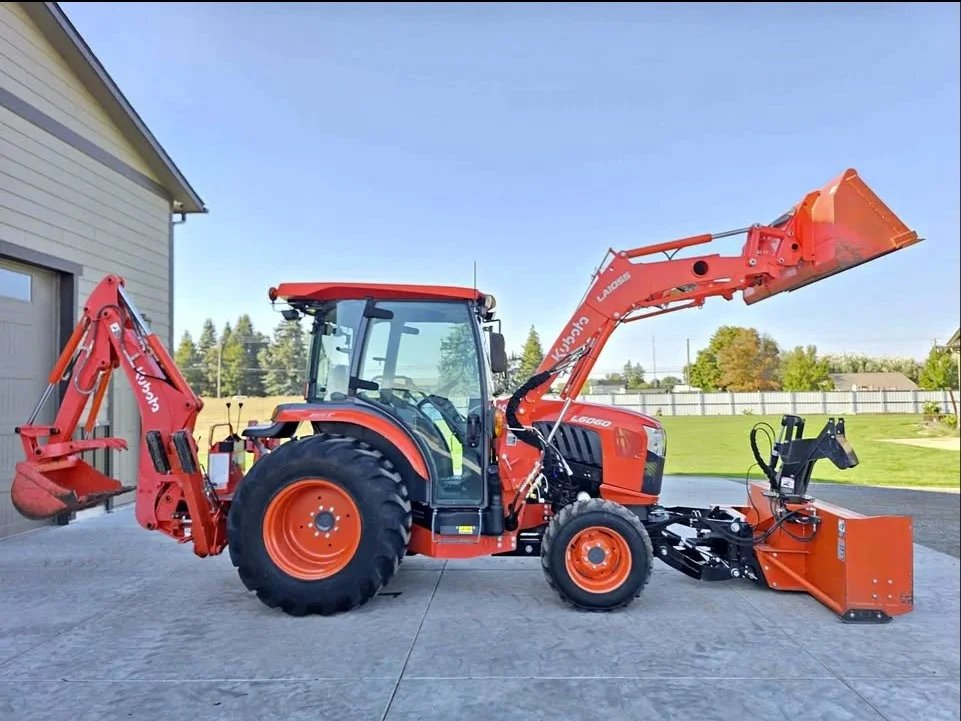 2020 Kubota Grand L6060 – 4WD Utility Tractor